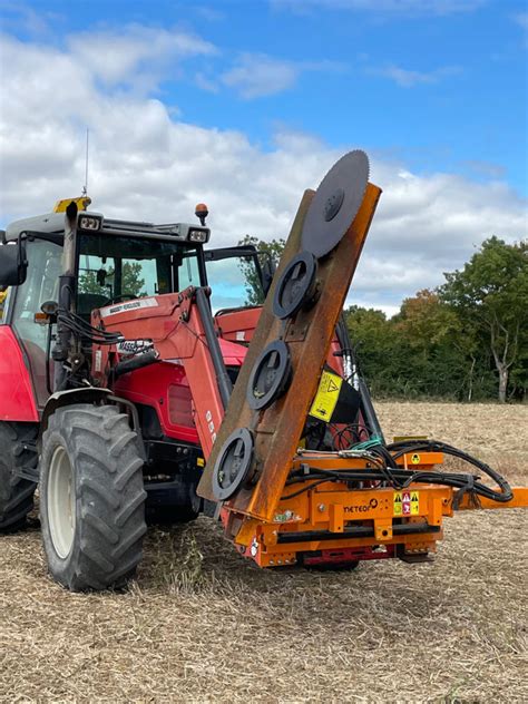 Meteor T90c Tractor Mounted Tree Trimmer Coupeco