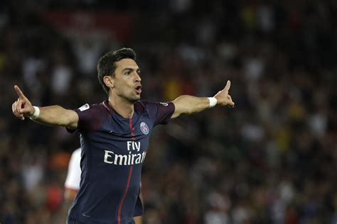 Roma Confirm Signing Of Paris Saint Germain Midfielder Javier Pastore