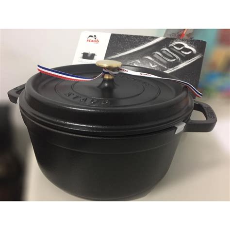 Staub 24cm 霧黑色 鑄鐵圓鍋 蝦皮購物