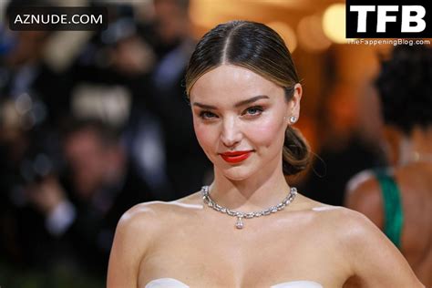 Miranda Kerr Sexy Seen Flaunting Her Hot Cleavage In A White Dress At The Met Gala In Nyc Aznude