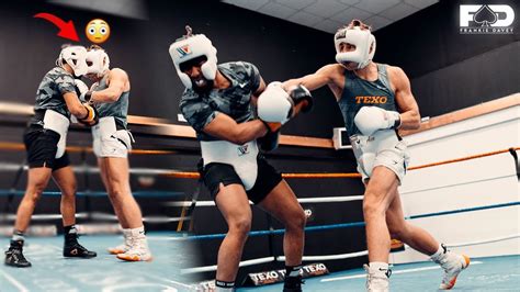 Professional Boxer Sparring Day In Camp Intense Youtube