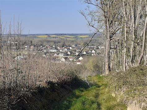 A faire La Closerie à l Étang de Fléré en passant par le Bois de l