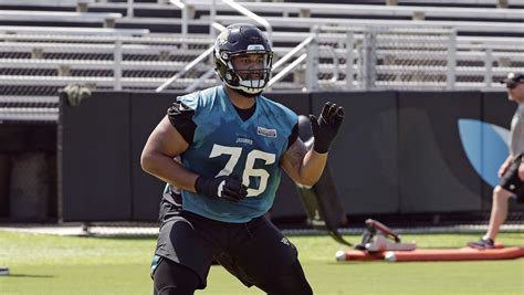 Richardson Working To Become An Option For Jaguars