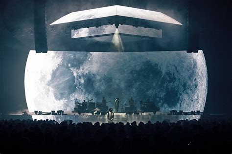 米津玄師『米津玄師 2023 Tour 空想』ファイナル公演のライブレポート到着 画像一覧（16 28） The First Times