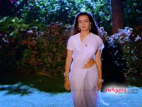 INDIAN ACTRESS Amala Old Actress Hot Bra Visible Boobs Show Sexy Images