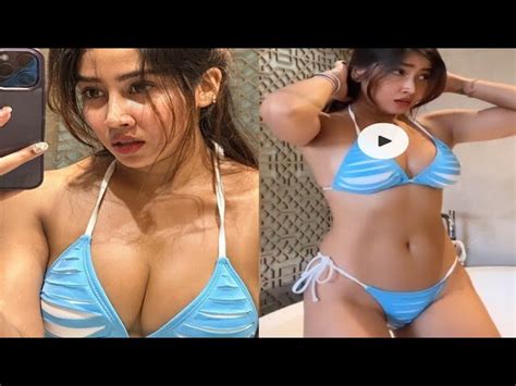 7 Hot Sexy Raveka Bikini Pics