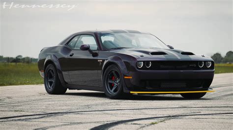 Dodge Challenger SRT HPE1000 Is So Super Stock It Makes Hennessey 810