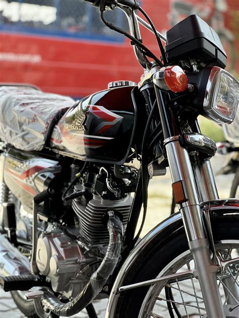 Photos New Honda Cg125 Is Here With New Stickers And 77 Changes