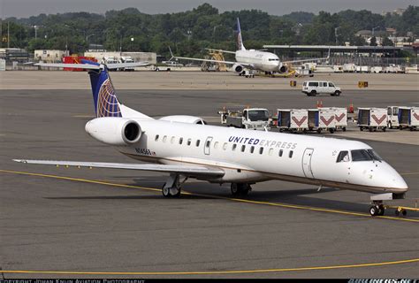 Embraer Erj 145lr Emb 145lr United Express Expressjet Airlines