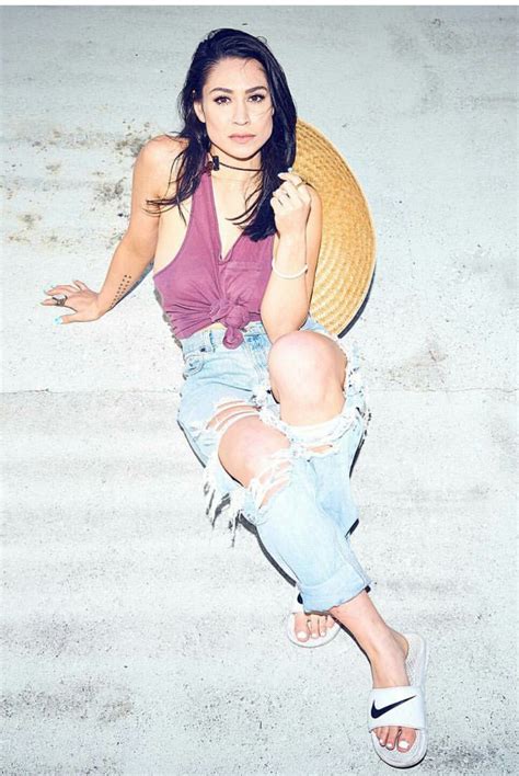 Sexy Photos Of Cassie Steele The Nude Scene