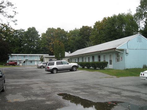 lodging in goshen ny - Aimee Slade