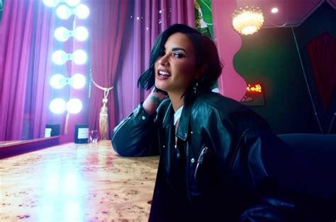 Demi Lovato Releases New Rock Version Of “confident” Pm Studio World