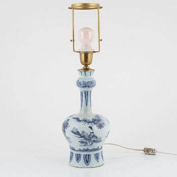 Bordslampa Vas Fajans Delft Holland 1700 Tal Bukowskis