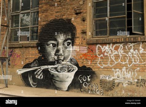 798 Art District Graffiti Hi Res Stock Photography And Images Alamy