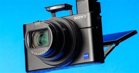 Sony Cyber-shot DSC-RX100 VII beauty shots: Digital Photography Review