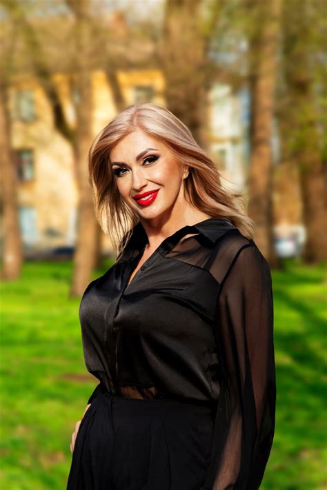 Beautiful Svitlana 59 Y O From Krivoy Rog With Blonde Hair ID 120127 LadaDate