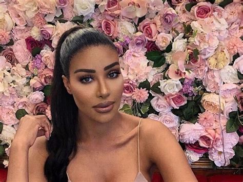 La Influencer Que Gast M S De Mill N De D Lares Para Parecerse A Kim