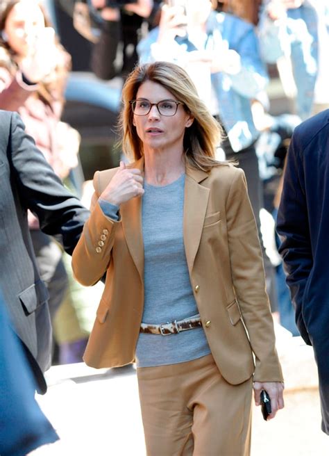 Lori Loughlin To Plead Guilty In College Admissions Scandal