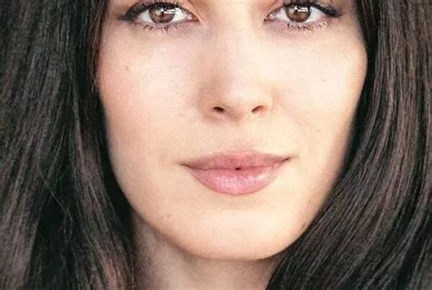 Liz Tabish Sa Biographie Filmographie Et Quelques Photos