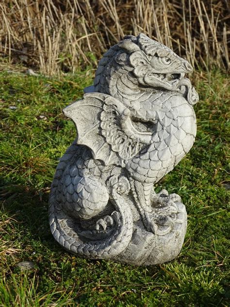 Wächterdrache Drache aus Steinguss Ihr Gartenwächter Steinfiguren