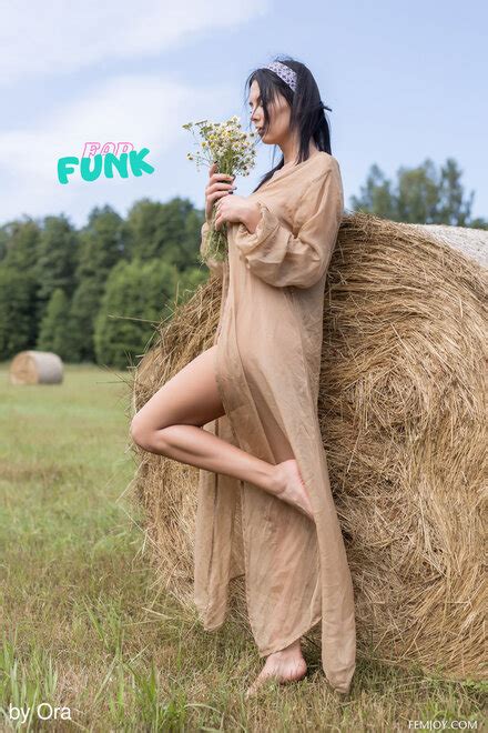 Simone Countryside Simone Countryside F Porn Pic