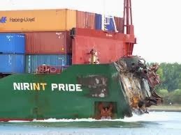 Felixstowe Dockers: Accidents with Container Ships - Cargo Ship Accidents