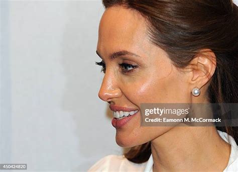 Angelina Jolie Profile Photos And Premium High Res Pictures Getty Images