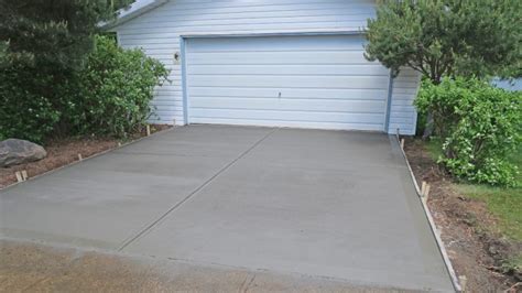 How To Repair Concrete Driveway Curb Construction How