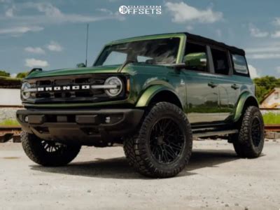 Ford Bronco Wheel Offset Aggressive Outside Fender Stock