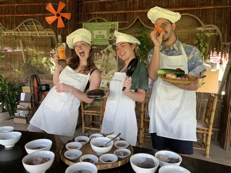 Hoi An Half Day Tour Vietnamese Cooking Class Tra Que Village