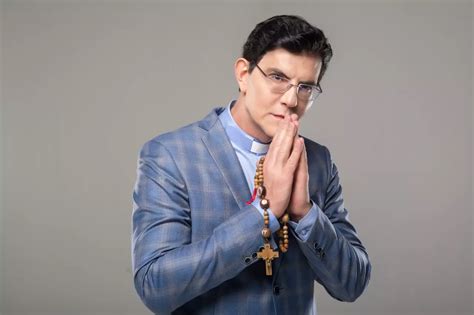 Canção Nova recebe Padre Reginaldo Manzotti para show e missa neste fim