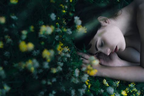 Fondos De Pantalla Luz De Sol Bosque Mujer Modelo Naturaleza Césped Fotografía Verde