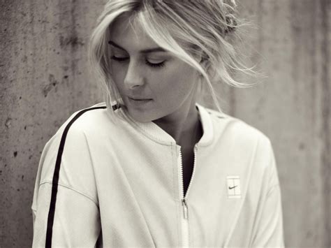 Maria Sharapovas Nike La Cortez Sneakers Who What Wear