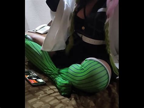 Mi amiga Otaku se pone caliente después de la convencion parte 1 XVIDEOS