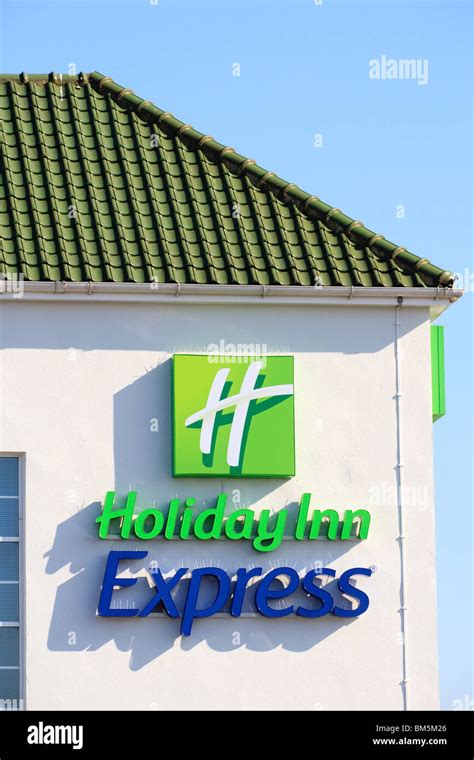 Holiday Inn Express Motel Stock Photo - Alamy
