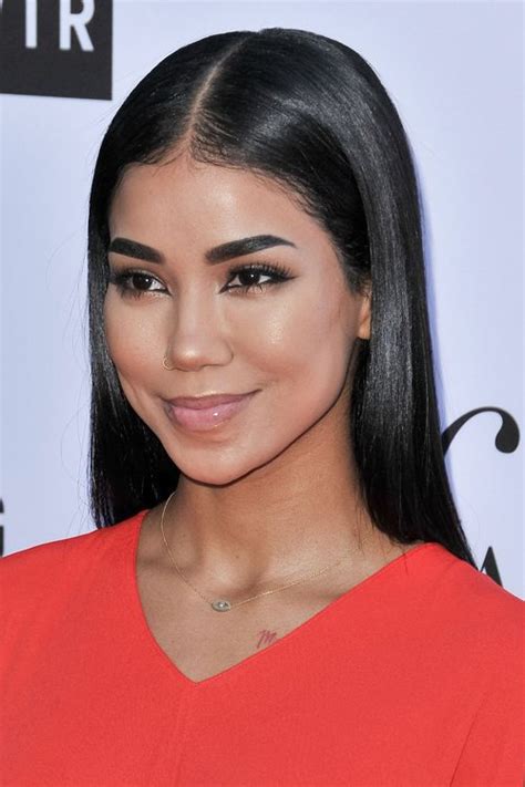 Jhené Aiko's Hairstyles & Hair Colors | Steal Her Style