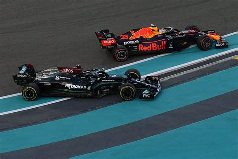 F Abu Dhabi Gp Verstappen Wins Title By Beating Hamilton In