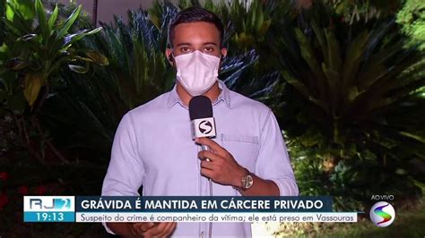 Homem Amea A Companheira Facas Durante Discuss O De Casal Em Barra