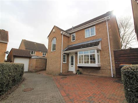 4 Bed Detached House For Sale In Wells Close Kempston Bedford Mk42