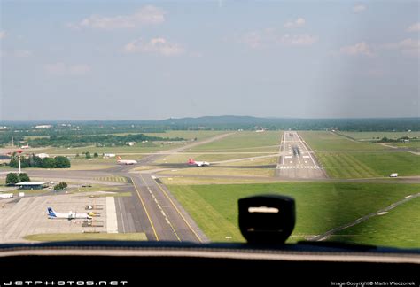 Eddb Airport Runway Martin Wieczorrek Jetphotos