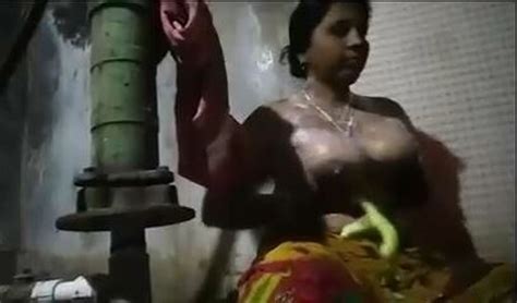 Indian Big Boobs Hot Aunty Full Nude Bathing And Showing New Update Desi New Videos Hd Sd