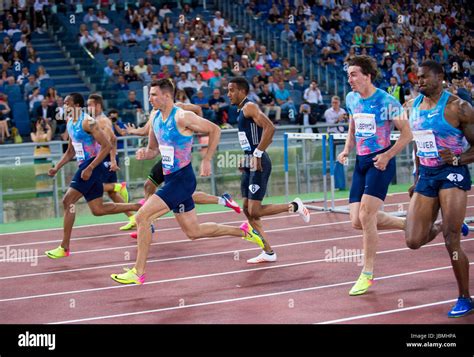 Men's 110m Hurdles Stock Photo - Alamy