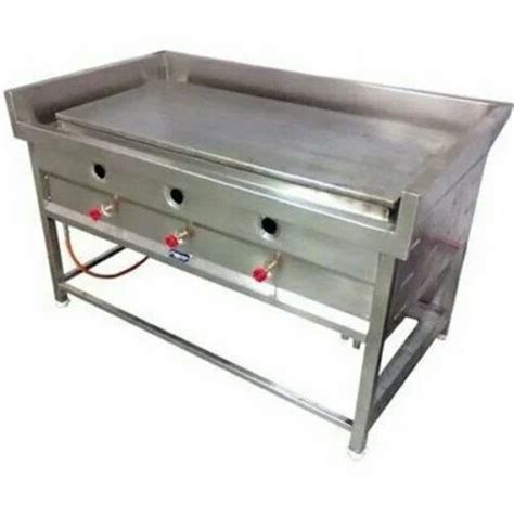 Stainless Steel Dosa Hot Plate Rectangular Shape Silver Finish Ideal For Canteen Hotel