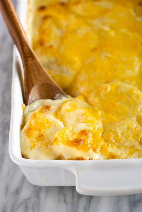 Au Gratin Potatoes Using Cheddar Cheese Soup