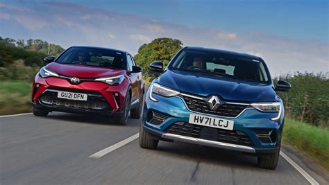 Renault Arkana Vs Toyota C HR 2021 Group Test Review Auto Express