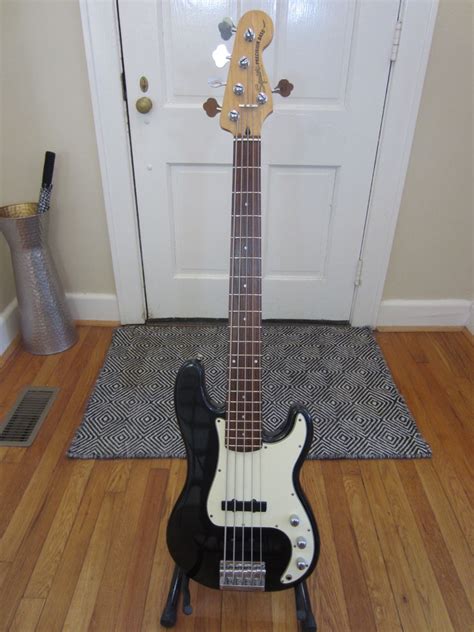 2000 Squier By Fender Standard Series Precision P Bass Special V 5 Str Lil Huddys Guitar Shop