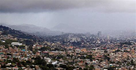 Clima De Hoy Vientos Acelerados De Hasta 50 Kilómetros Por Hora