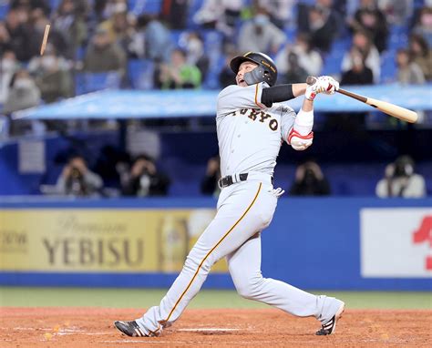 【巨人】坂本勇人が通算1982安打 バット折りながらも右前へ運ぶ スポーツ報知