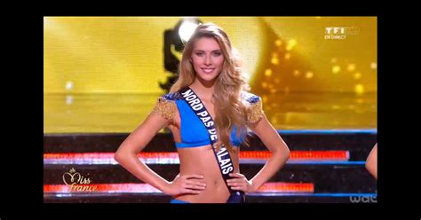 Camille Cerf Bikini et robe de princesse la folle soirée de Miss France 2015 Purepeople