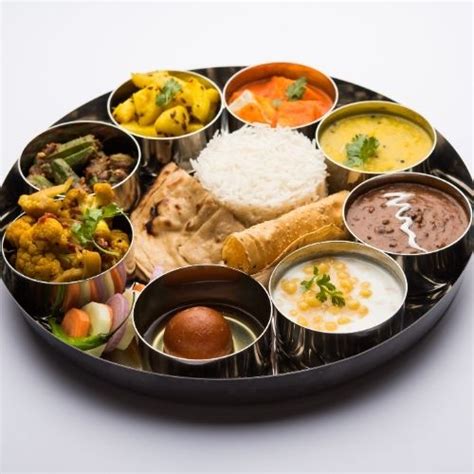 Thali Indian Food: History, Nutrition, Ingredients & Recipes